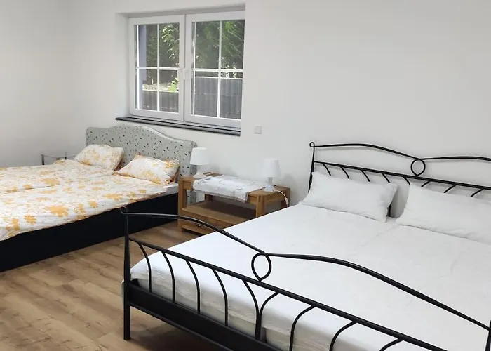 Neue 90 Qm 2-Zimmerwohnung Naehe Koeln