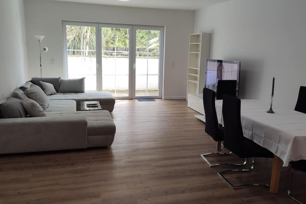 Neue 90 Qm 2-zimmerwohnung Naehe Koeln Apartment Odenthal